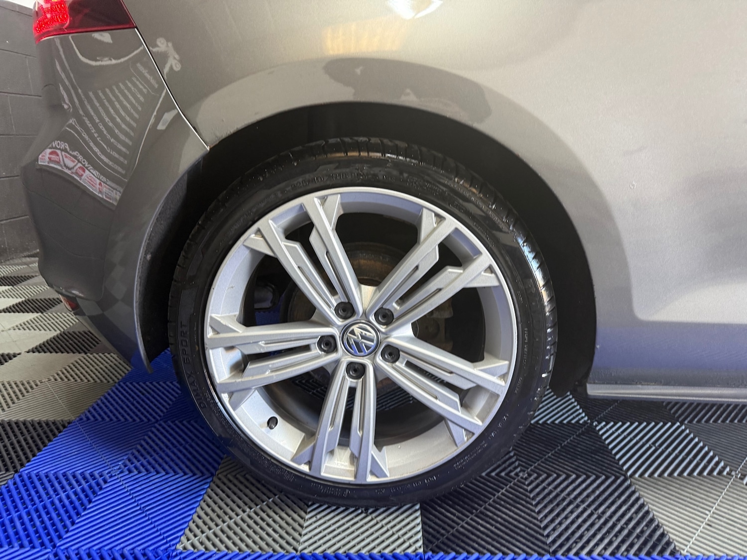 Used Volkswagen Golf 2017 for sale - 77101315: Photo 18