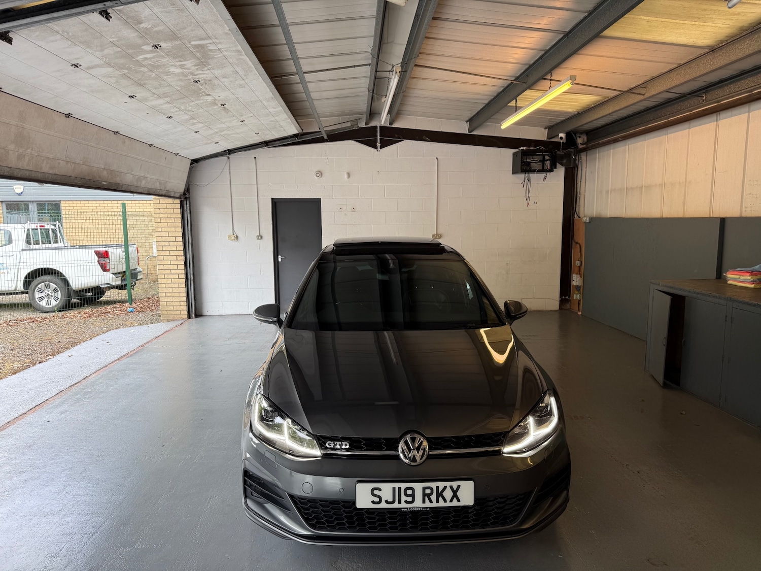 Used Volkswagen Golf 2019 for sale - 76471410: Photo 11