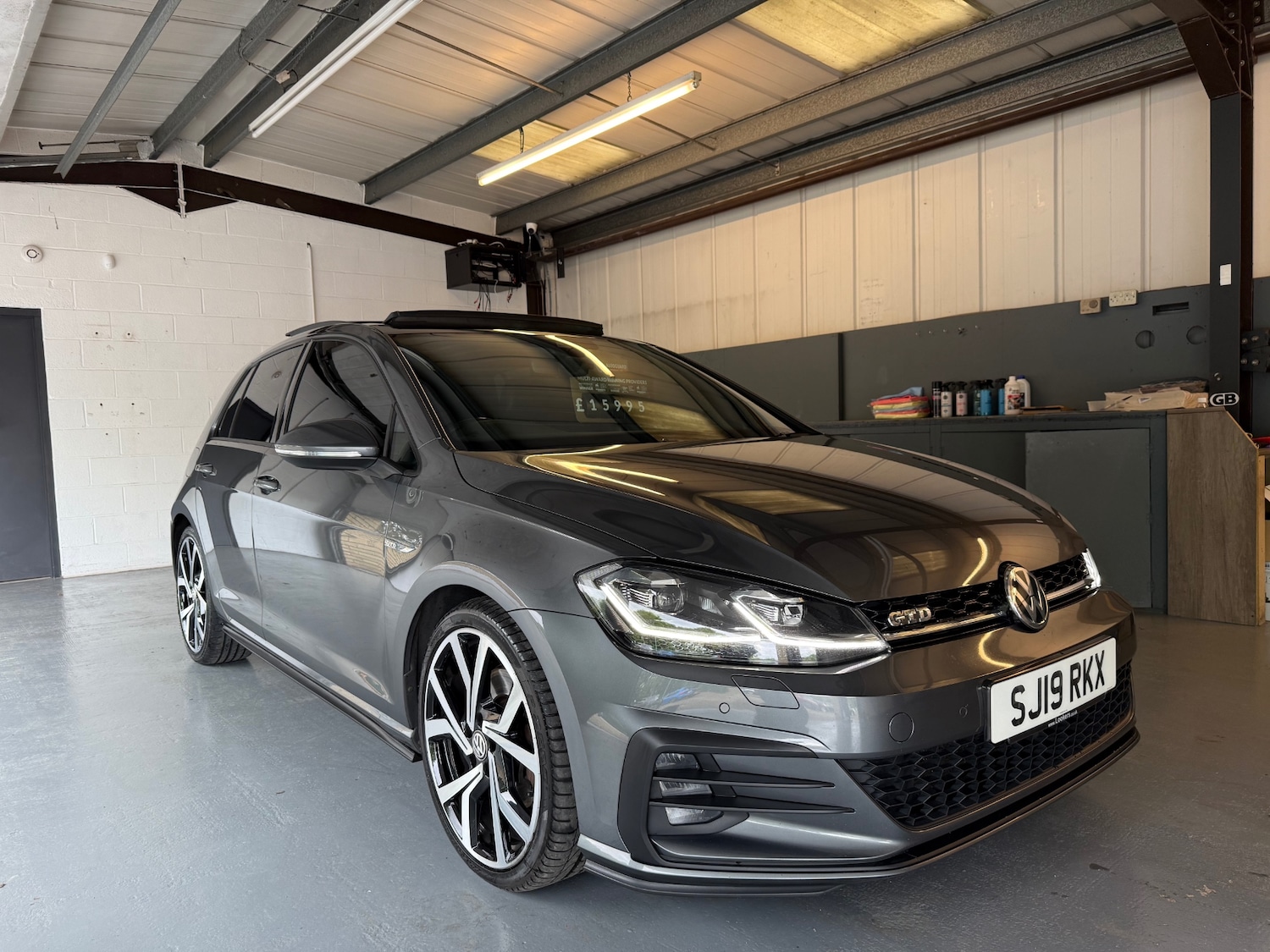 Used Volkswagen Golf 2019 for sale - 76471410: Photo 22