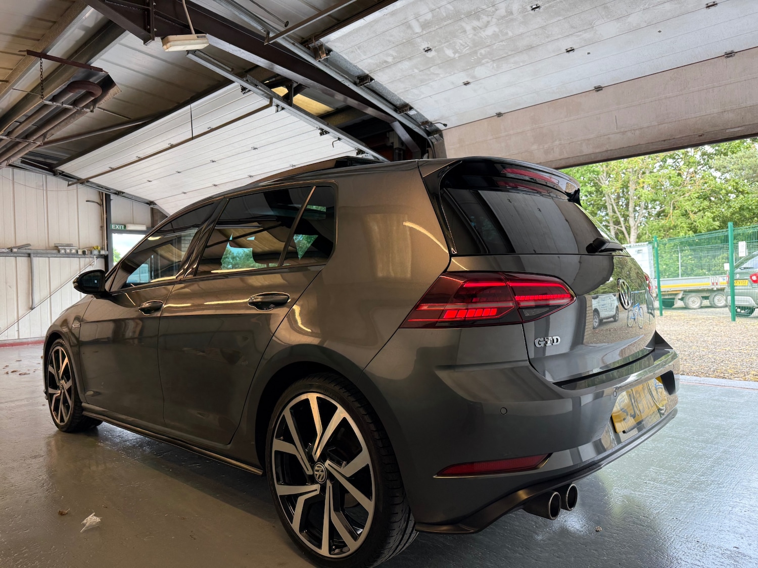 Used Volkswagen Golf 2019 for sale - 76471410: Photo 7