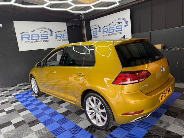 Used Volkswagen Golf 2018 for sale - 76102021: Photo 6
