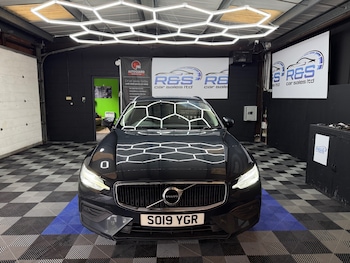 Used Volvo V60 2019 for sale - 75913299: Photo