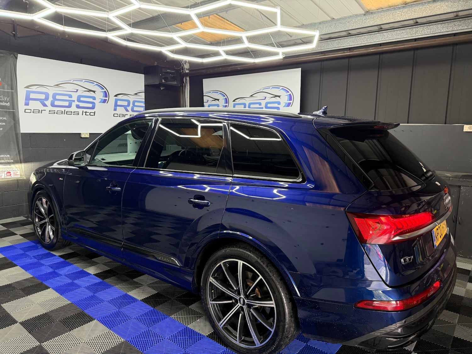 Used Audi Q7 2020 for sale - 77053784: Photo 13