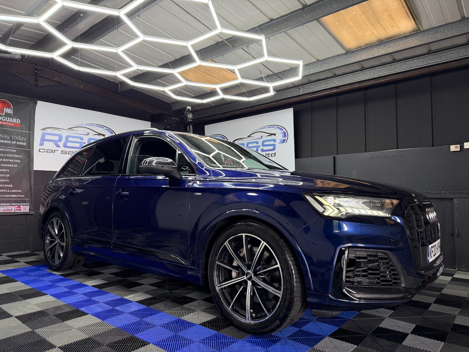 Used Audi Q7 2020 for sale - 77053784: Photo 4