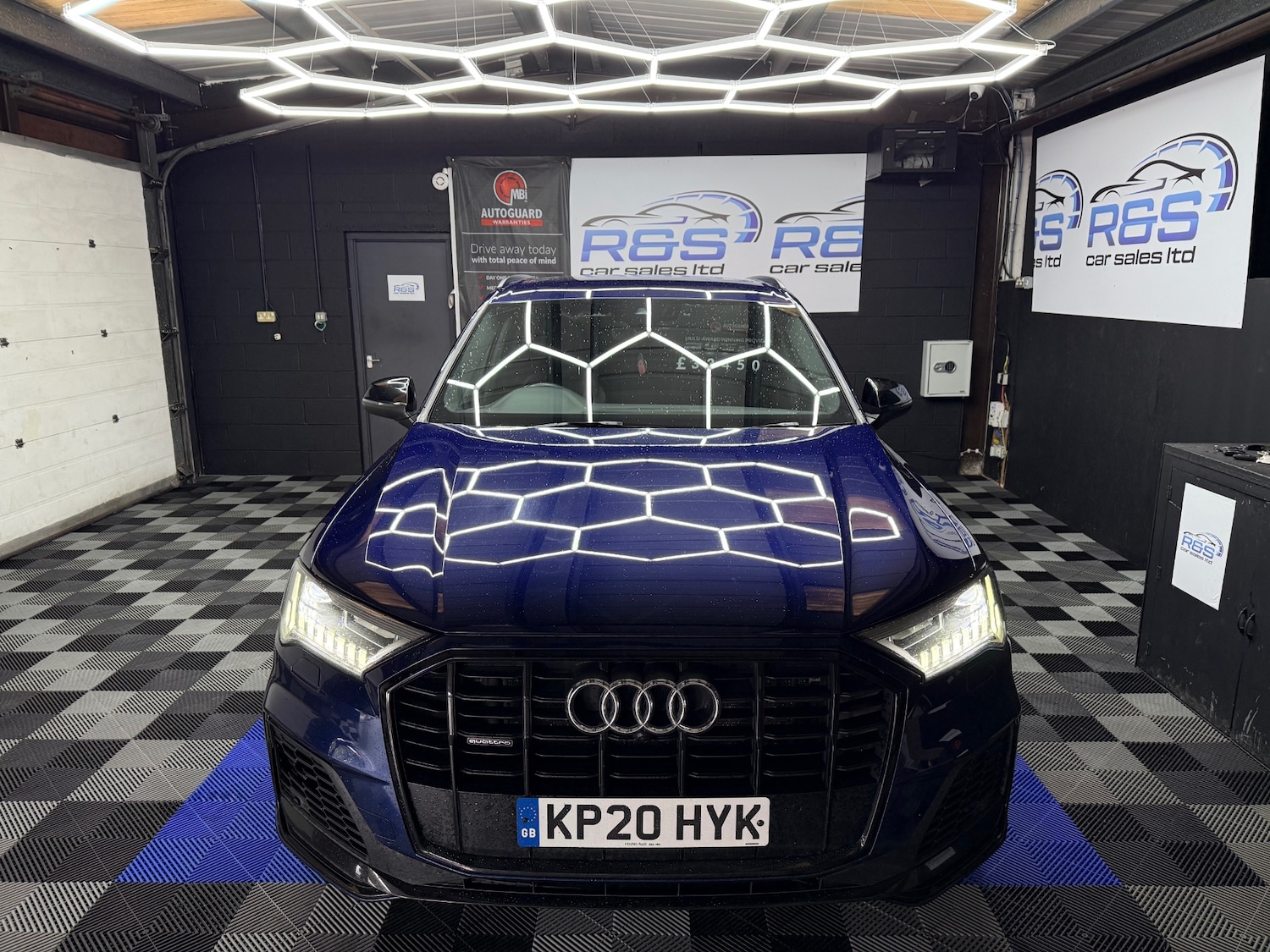 Used Audi Q7 2020 for sale - 77053784: Photo 6