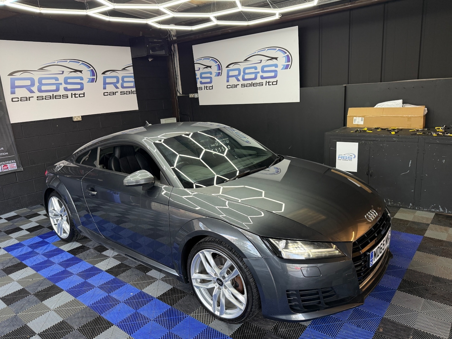 Used Audi TT 2015 for sale - 77938285: Photo 13