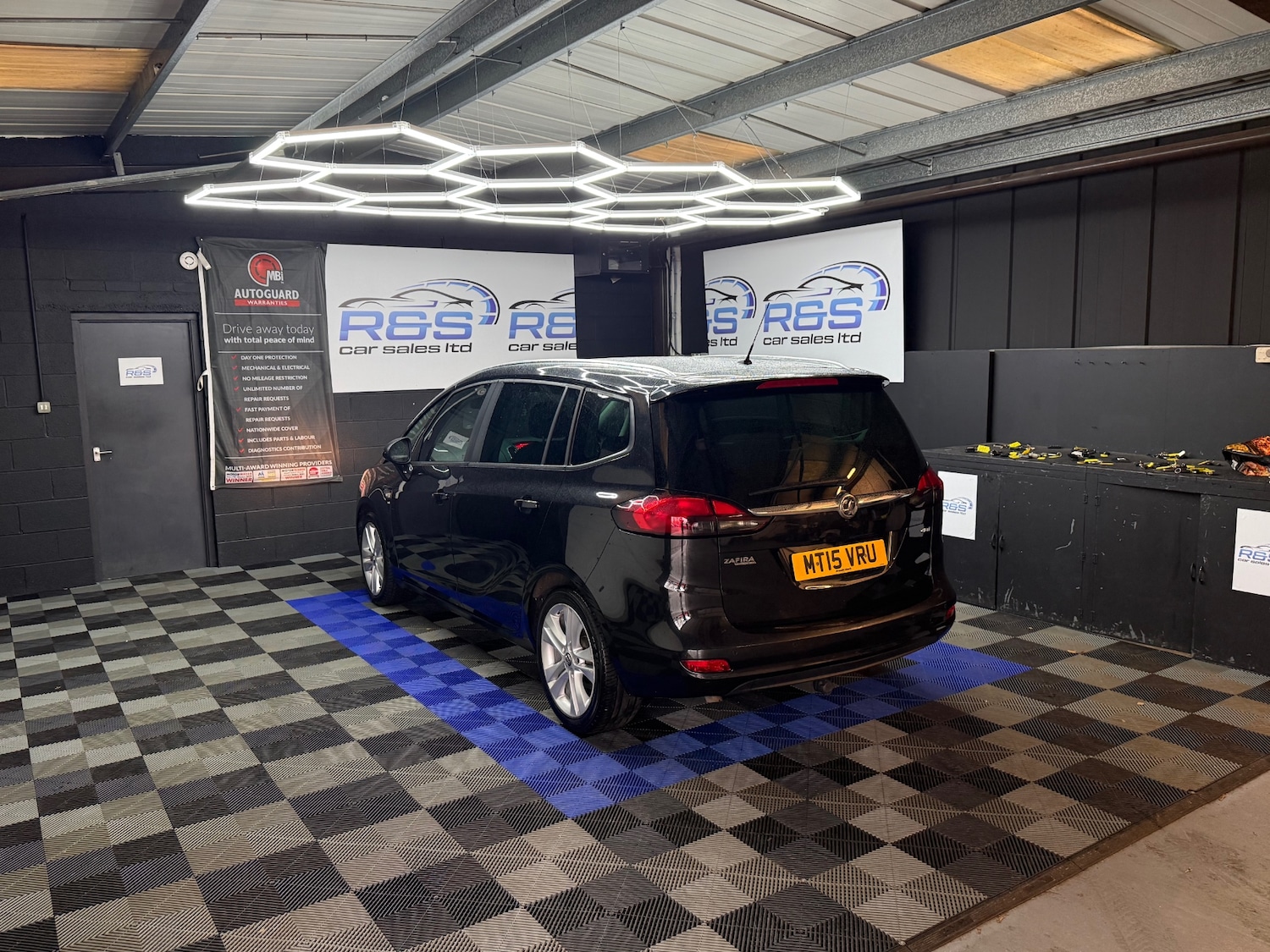 Used Vauxhall Zafira 2015 for sale - 77622873: Photo 10