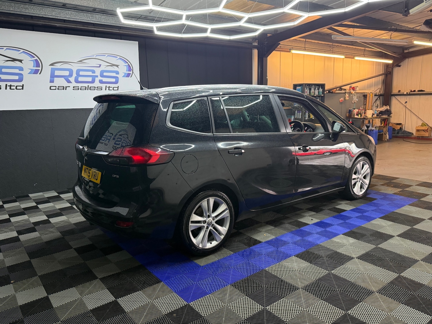 Used Vauxhall Zafira 2015 for sale - 77622873: Photo 4