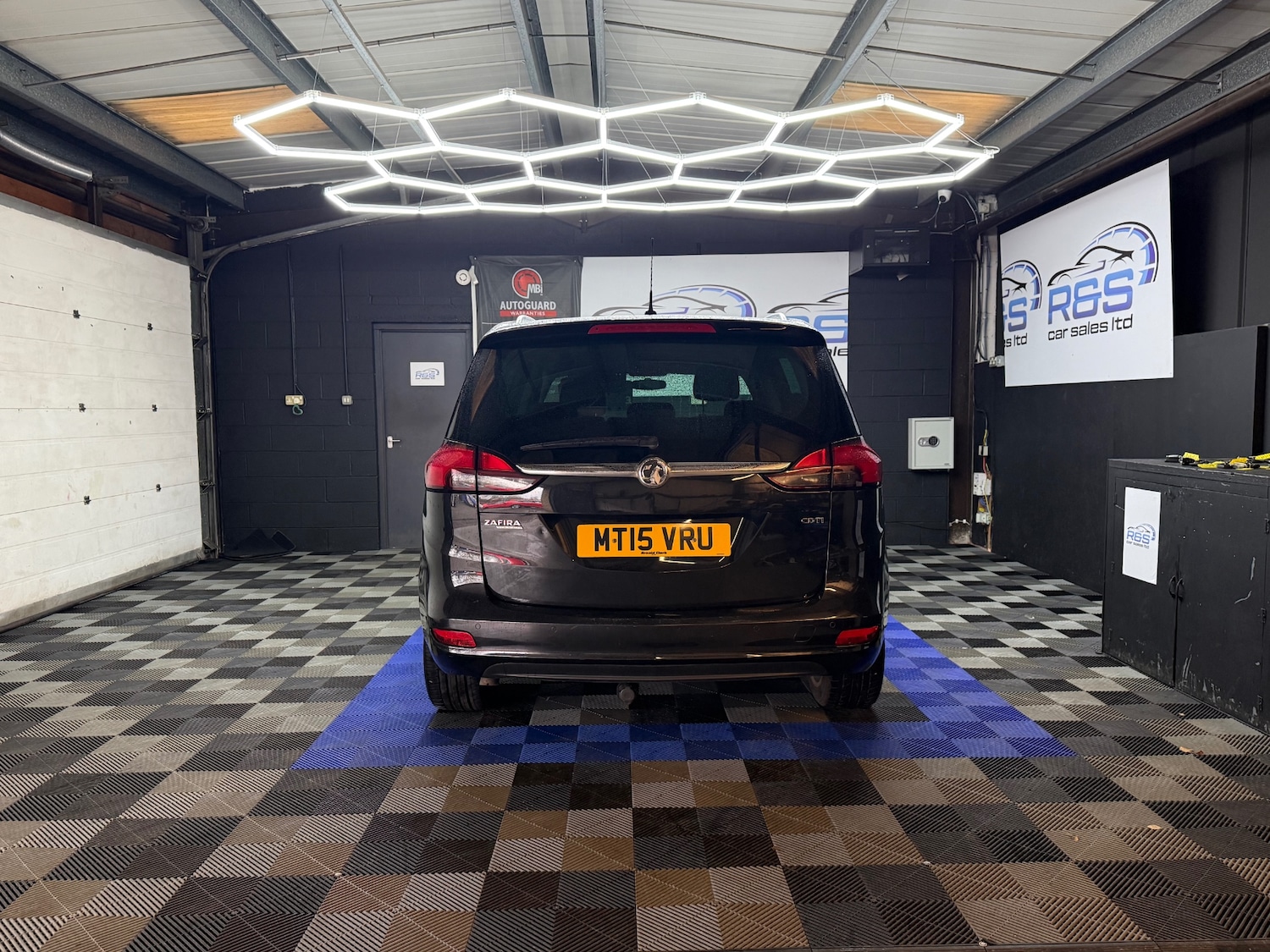 Used Vauxhall Zafira 2015 for sale - 77622873: Photo 7