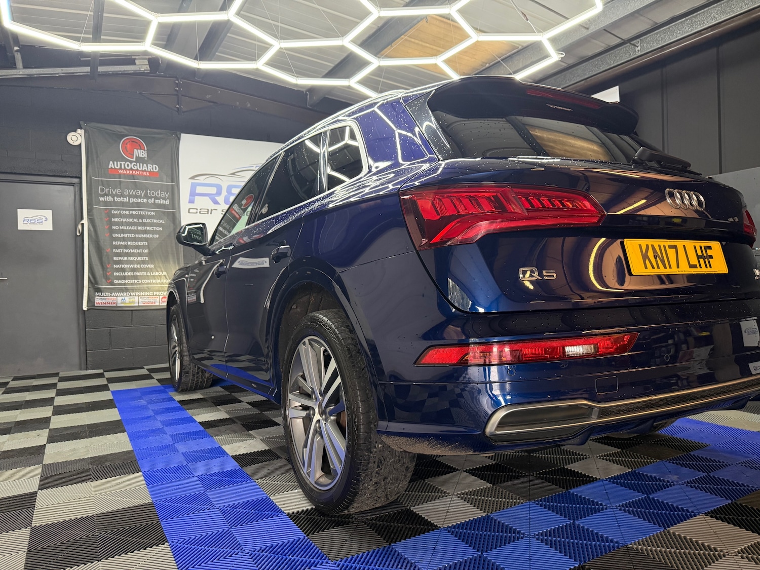 Used Audi Q5 2017 for sale - 76935008: Photo 13