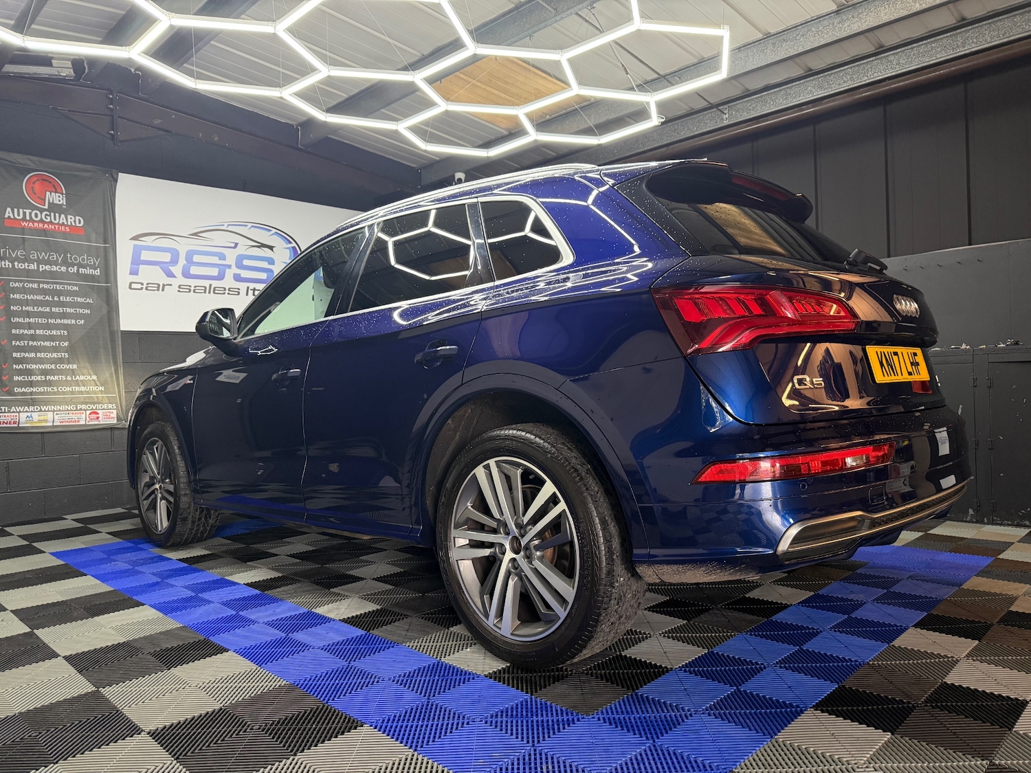 Used Audi Q5 2017 for sale - 76935008: Photo 14