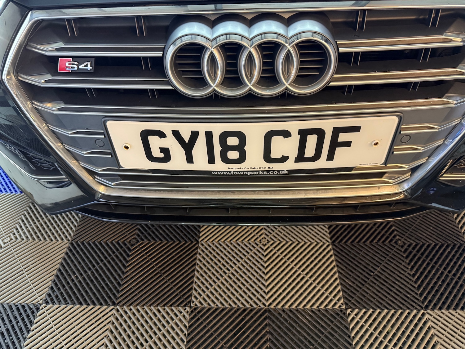 Used Audi A4 2018 for sale - 76948608: Photo 11