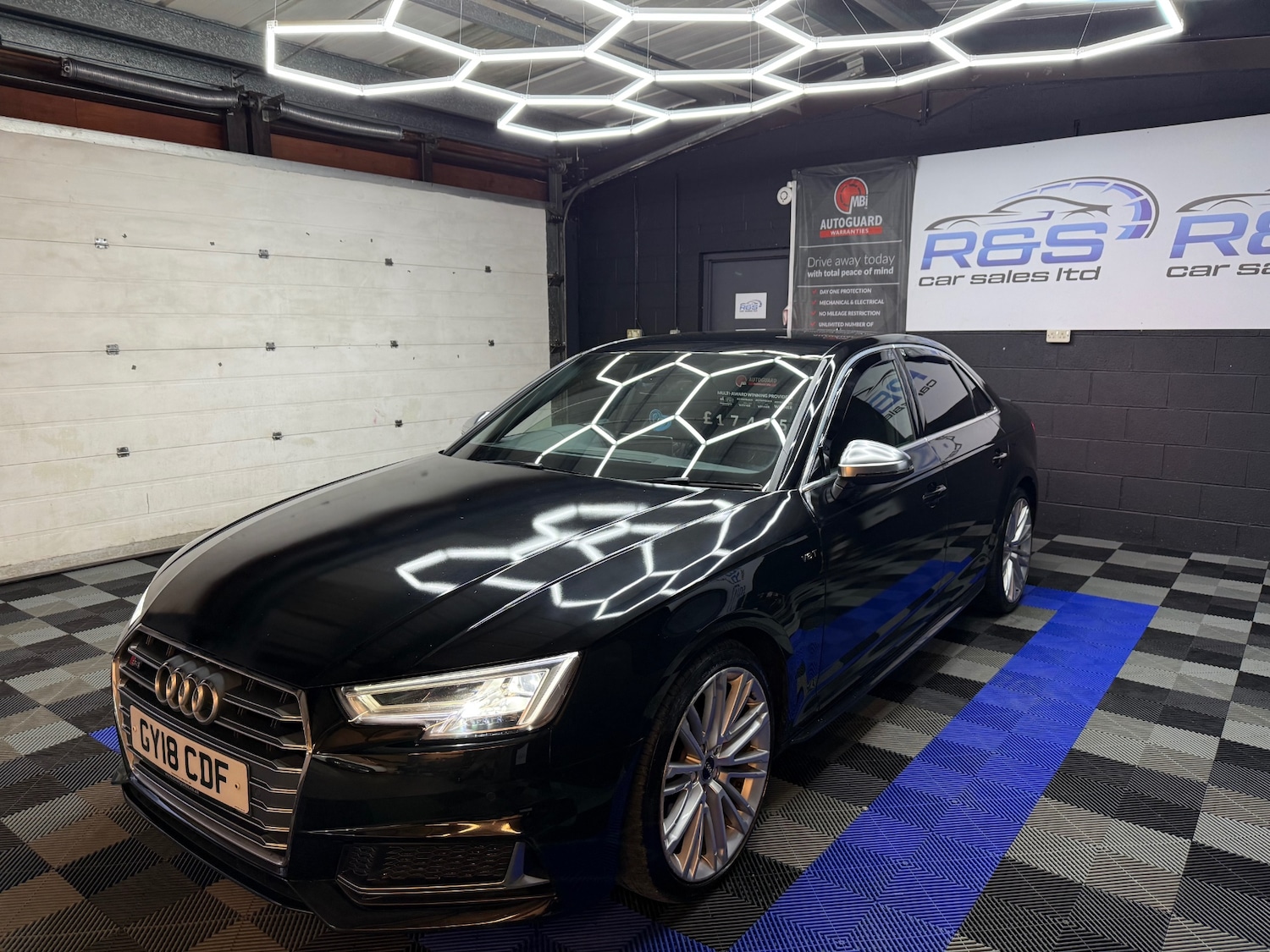 Used Audi A4 2018 for sale - 76948608: Photo 6