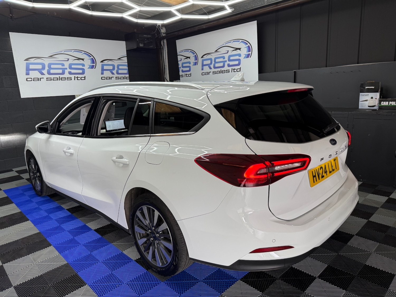 Used Ford Focus 2024 for sale - 76187351: Photo 10