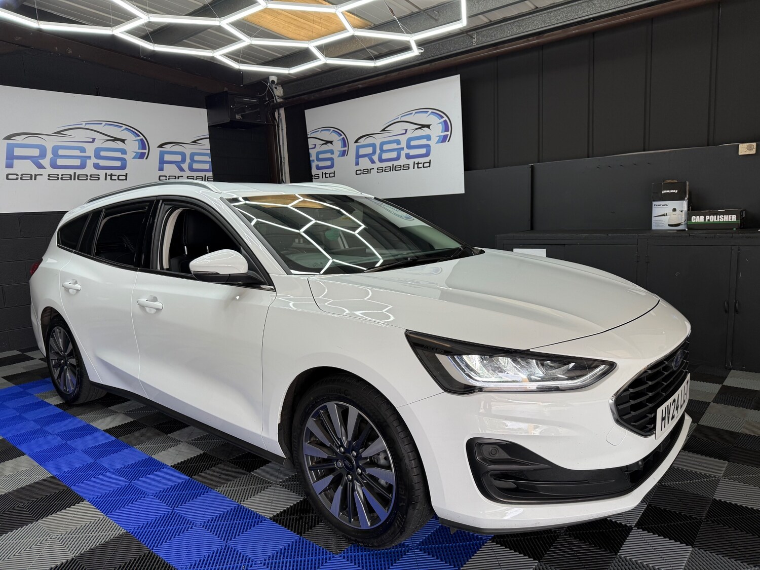 Used Ford Focus 2024 for sale - 76187351: Photo 3