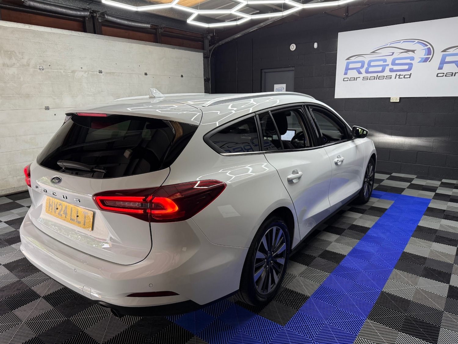 Used Ford Focus 2024 for sale - 76187351: Photo 8