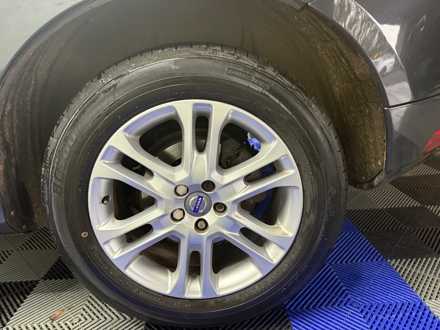 Used Volvo XC60 2015 for sale - 76427868: Photo 16