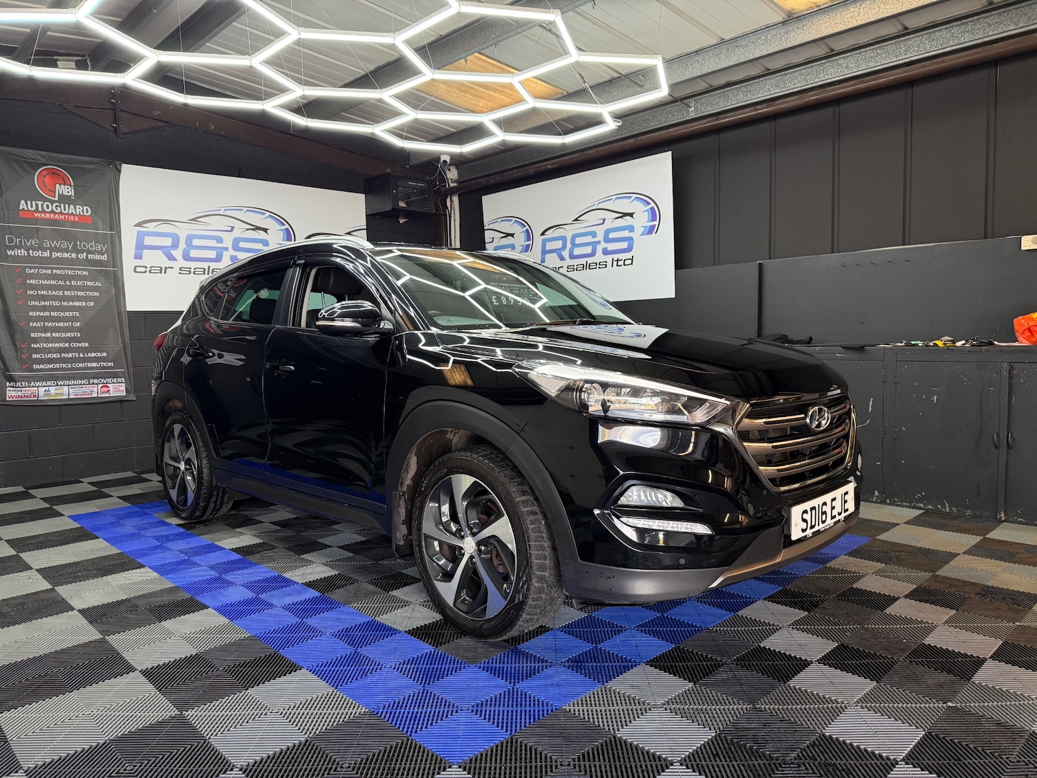 Used Hyundai TUCSON 2016 for sale - 76342541: Photo 3