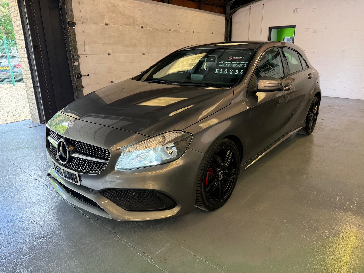 Used Mercedes-Benz A-Class 2016 for sale - 76848905: Photo 3