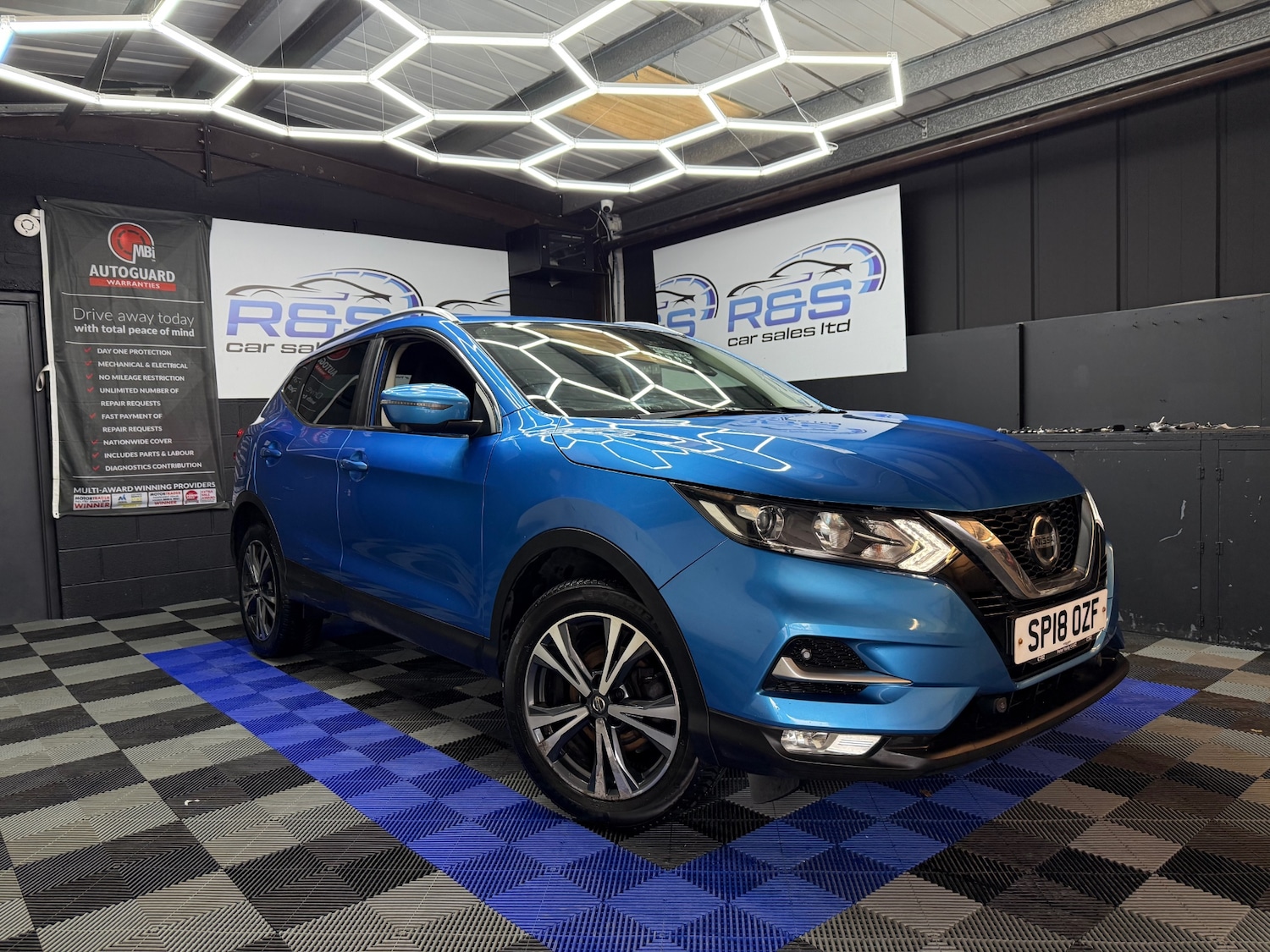 Used Nissan Qashqai 2018 for sale - 77668088: Photo 1