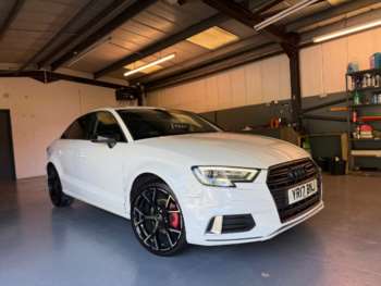 2017 (17) - 1.6 TDI Sport 4dr S Tronic