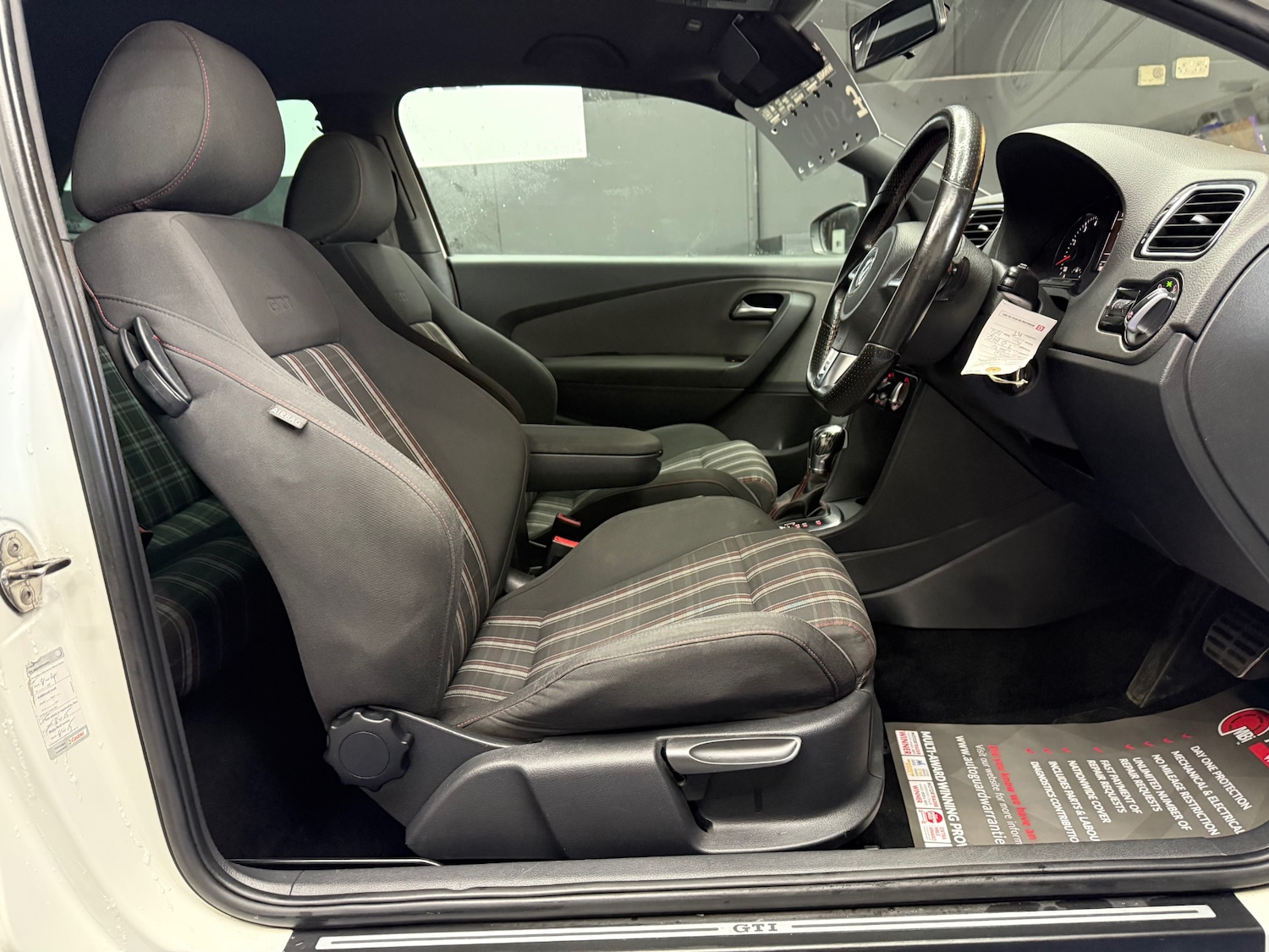 Used Volkswagen Polo 2012 for sale - 77228196: Photo 15