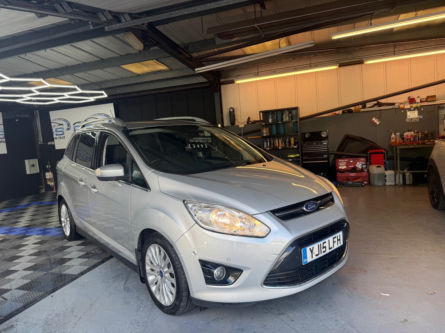 Used Ford Grand C-Max 2015 for sale - 78145602: Photo 10