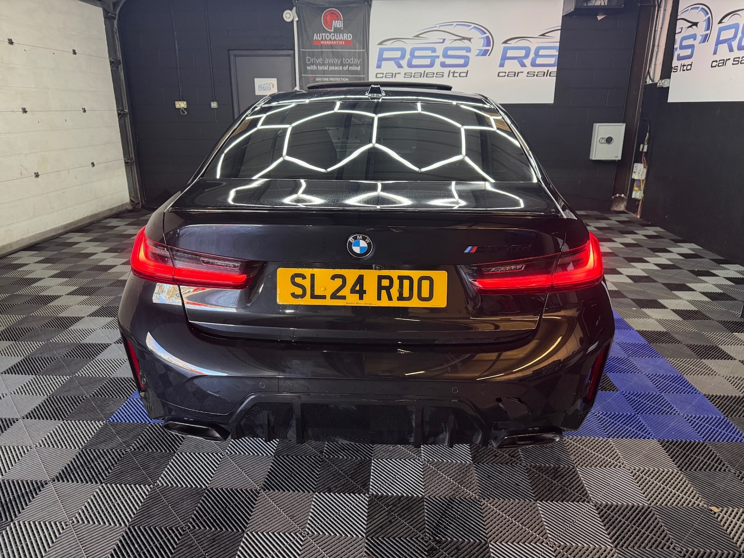 Used BMW 3 Series 2024 for sale - 77579742: Photo 10