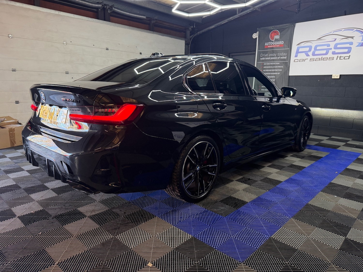 Used BMW 3 Series 2024 for sale - 77579742: Photo 8