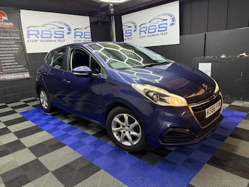 Used Peugeot 208 2016 for sale - 76126256: Photo 2