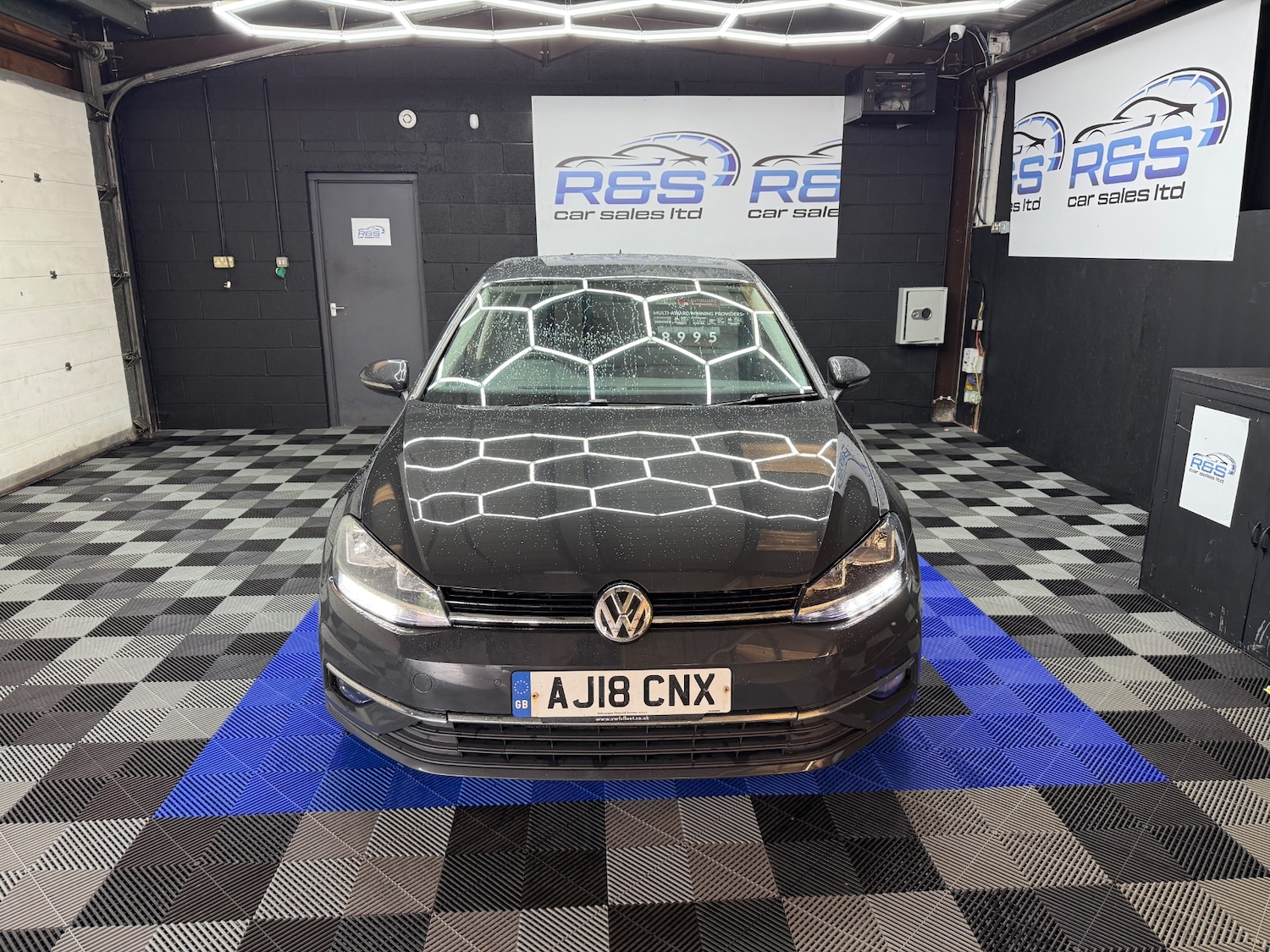 Used Volkswagen Golf 2018 for sale - 76935007: Photo 3