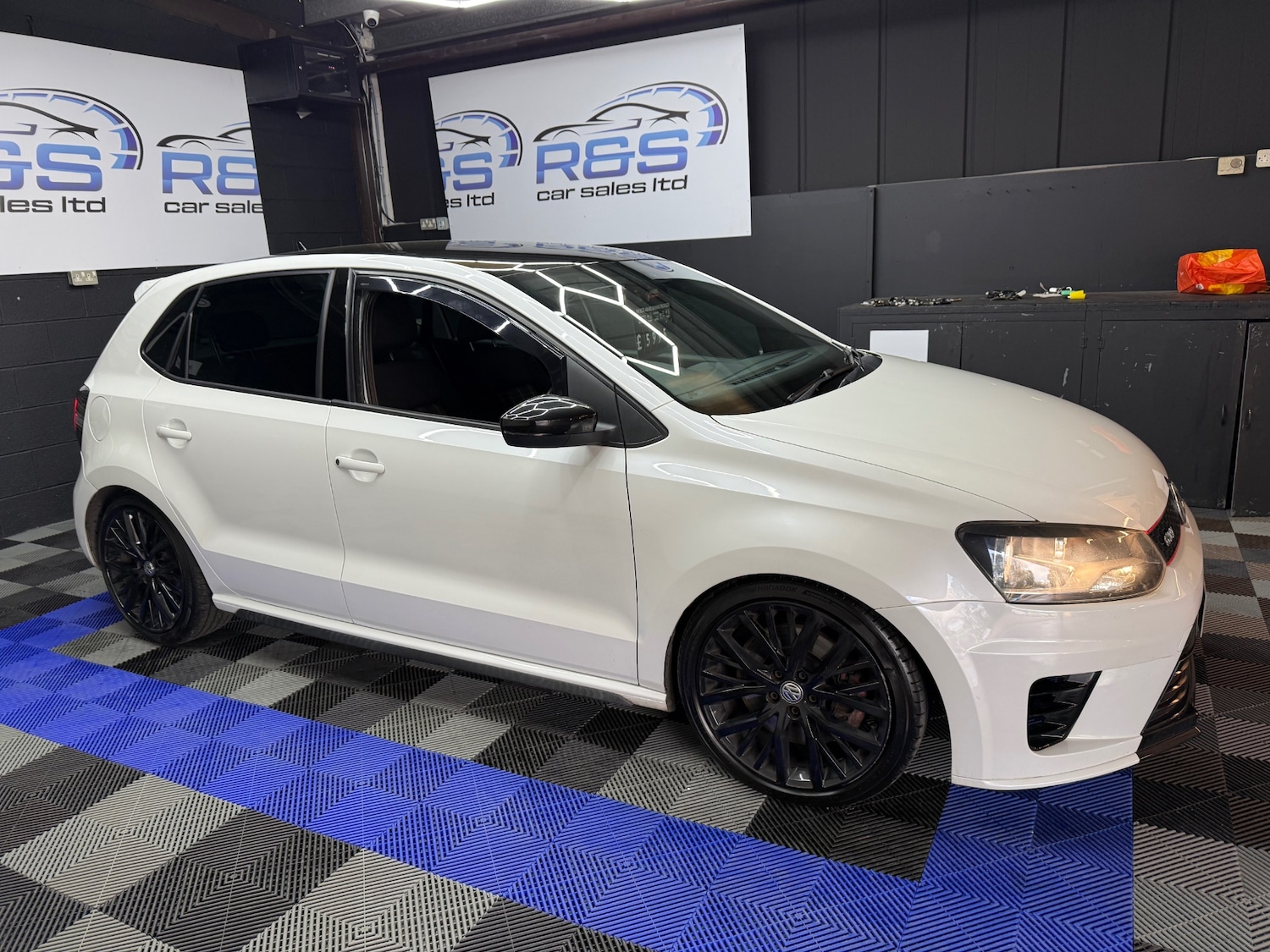 Used Volkswagen Polo 2014 for sale - 76374495: Photo 4