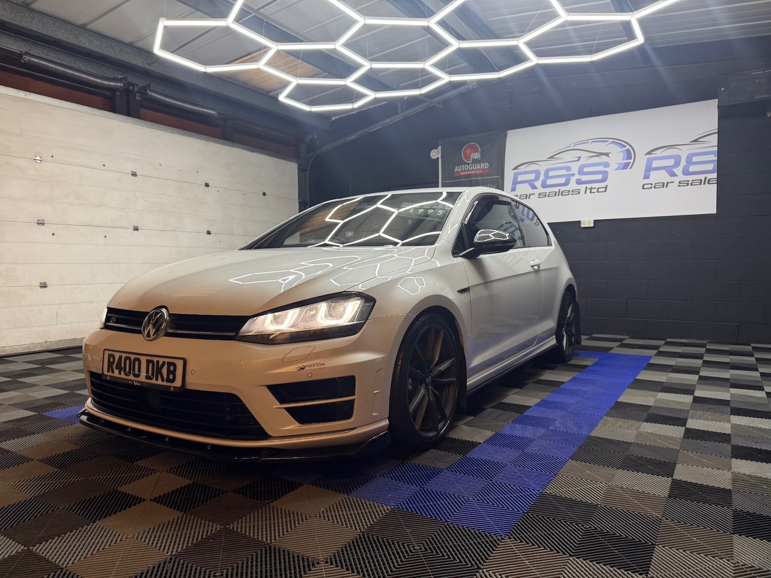 Used Volkswagen Golf 2014 for sale - 77357596: Photo 4