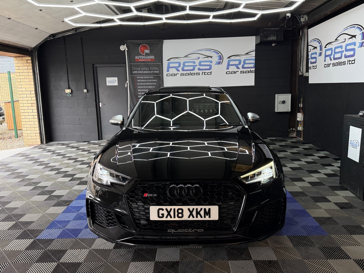 Used Audi RS4 2018 for sale - 77998450: Photo 3