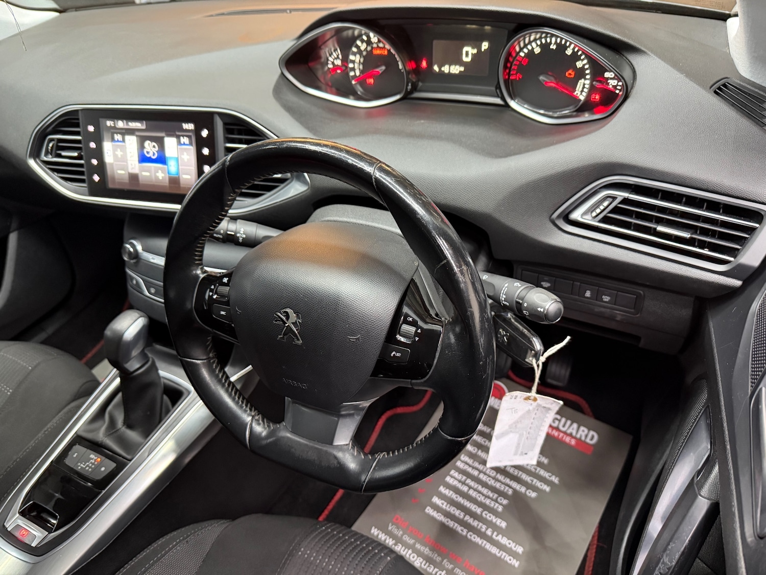 Used Peugeot 308 2016 for sale - 76640423: Photo 11