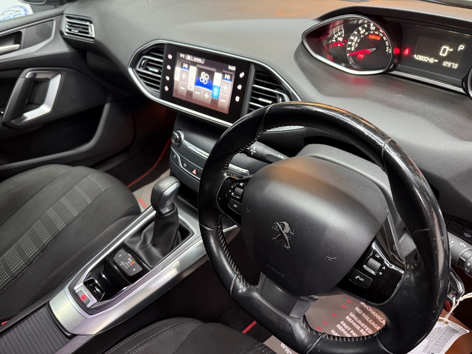 Used Peugeot 308 2016 for sale - 76640423: Photo 15