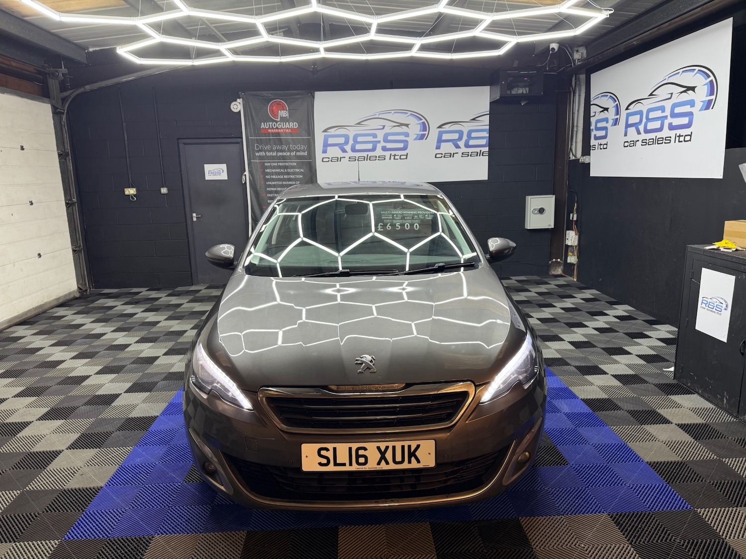 Used Peugeot 308 2016 for sale - 76640423: Photo 4