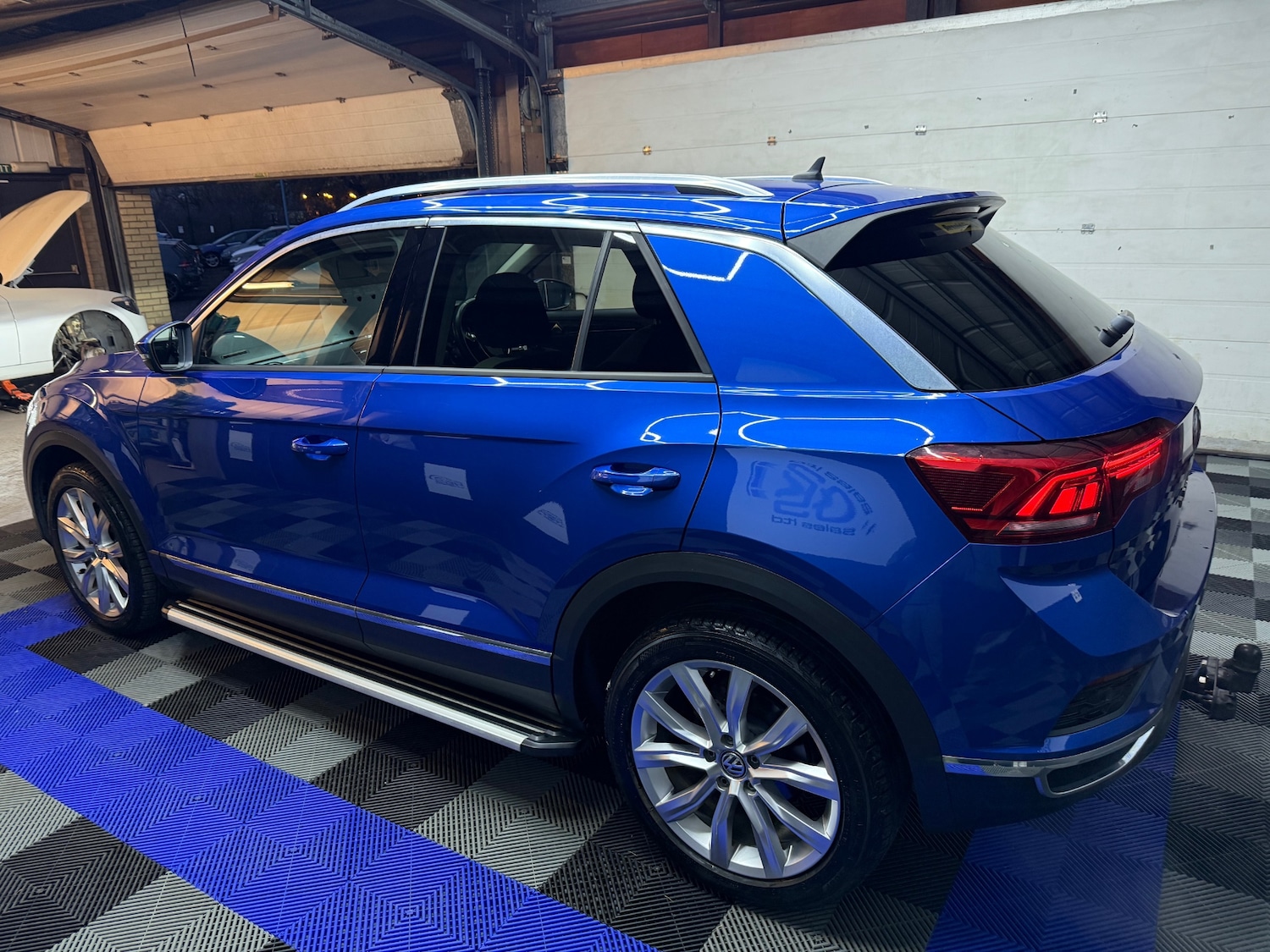 Used Volkswagen T-Roc 2018 for sale - 76511182: Photo 14