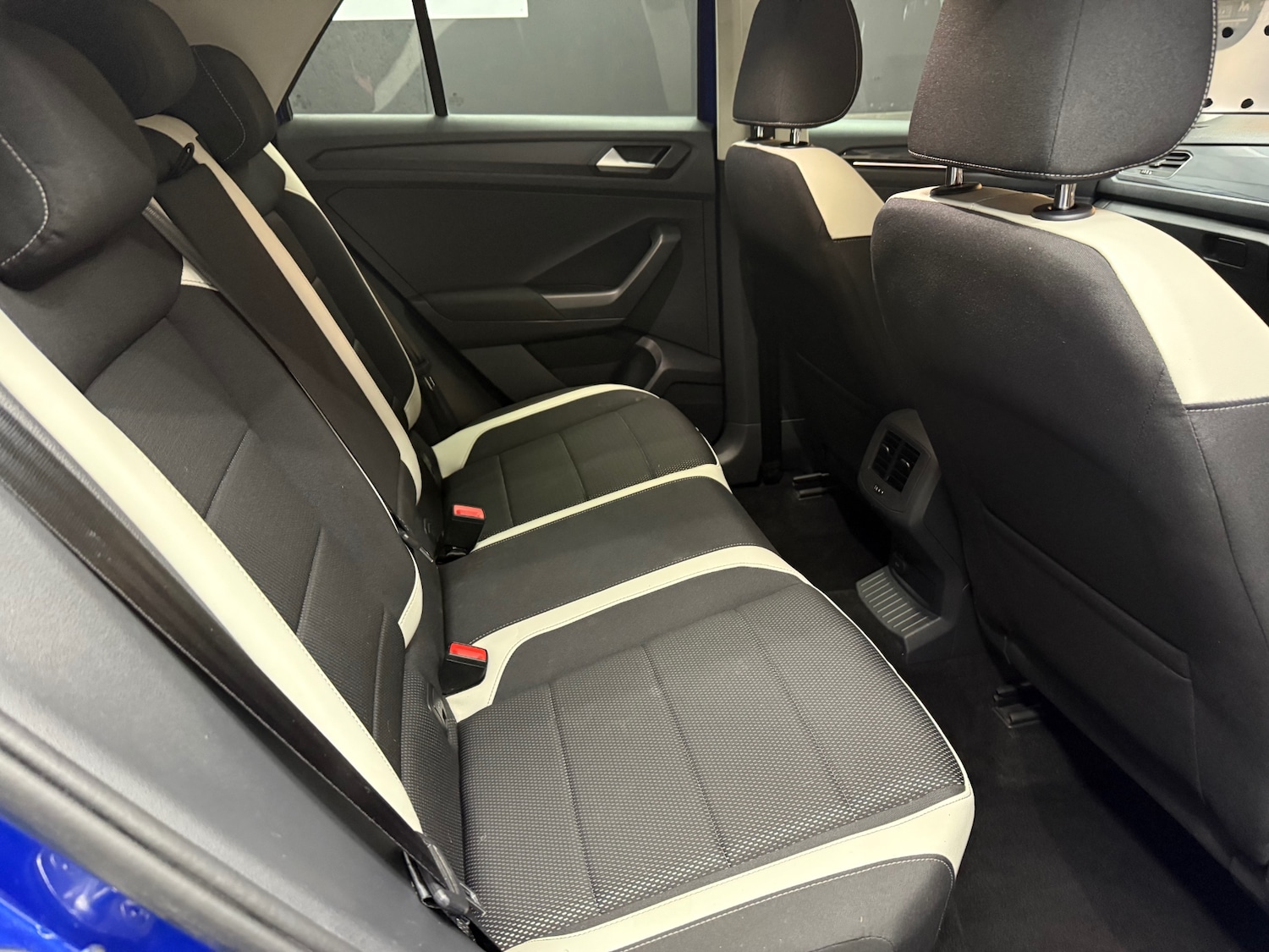 Used Volkswagen T-Roc 2018 for sale - 76511182: Photo 15