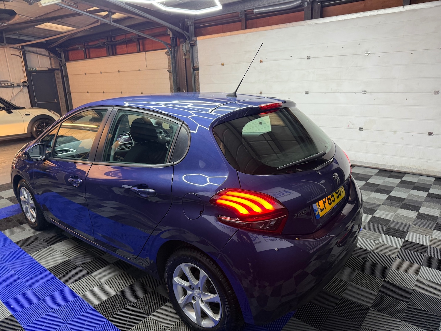 Used Peugeot 208 2016 for sale - 76656466: Photo 10