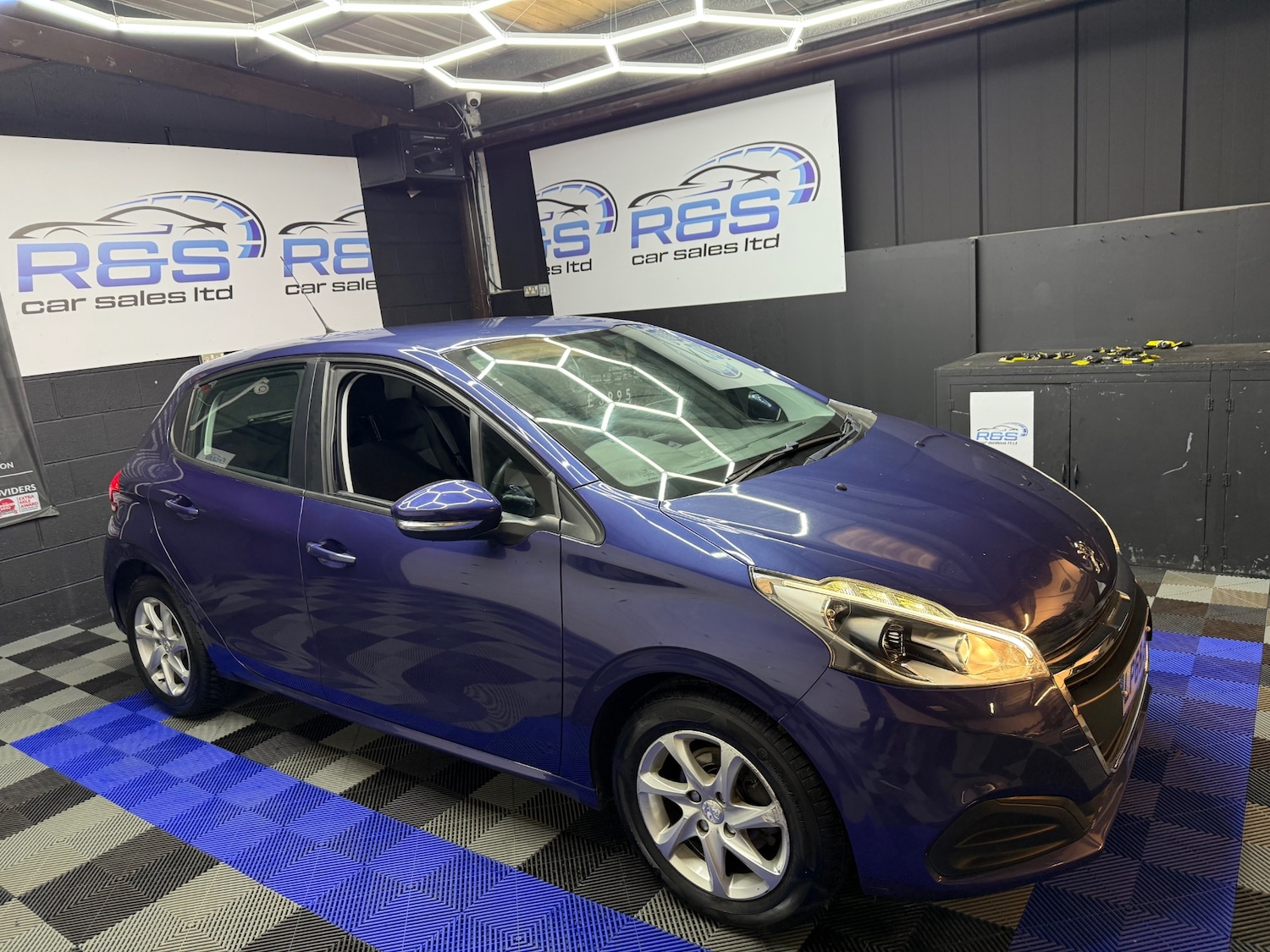 Used Peugeot 208 2016 for sale - 76656466: Photo 14