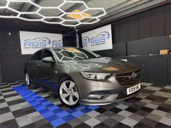 2019 (19) - 1.5T SRi Vx-line Nav 5dr