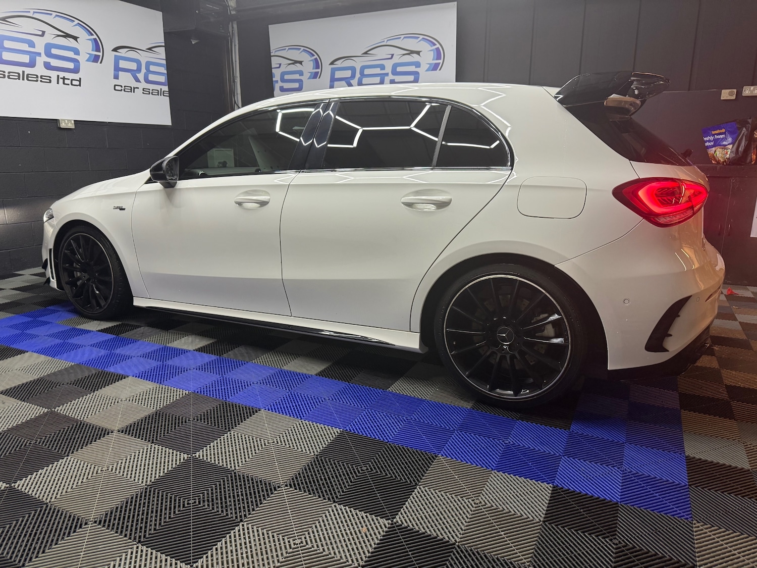 Used Mercedes-Benz A-Class 2019 for sale - 76984259: Photo 8