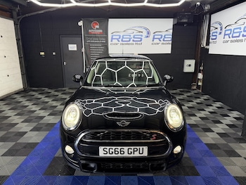 Used MINI Hatch 2016 for sale - 77070033: Photo