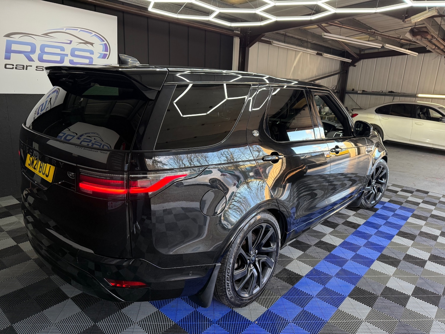 Used Land Rover Discovery 2021 for sale - 77558833: Photo 13