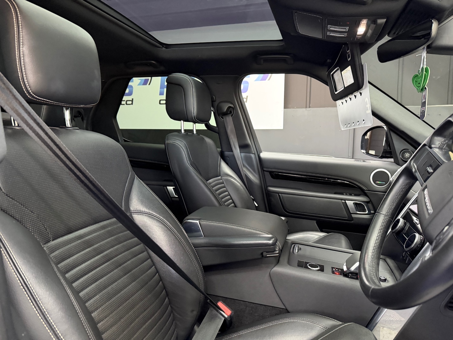 Used Land Rover Discovery 2021 for sale - 77558833: Photo 18