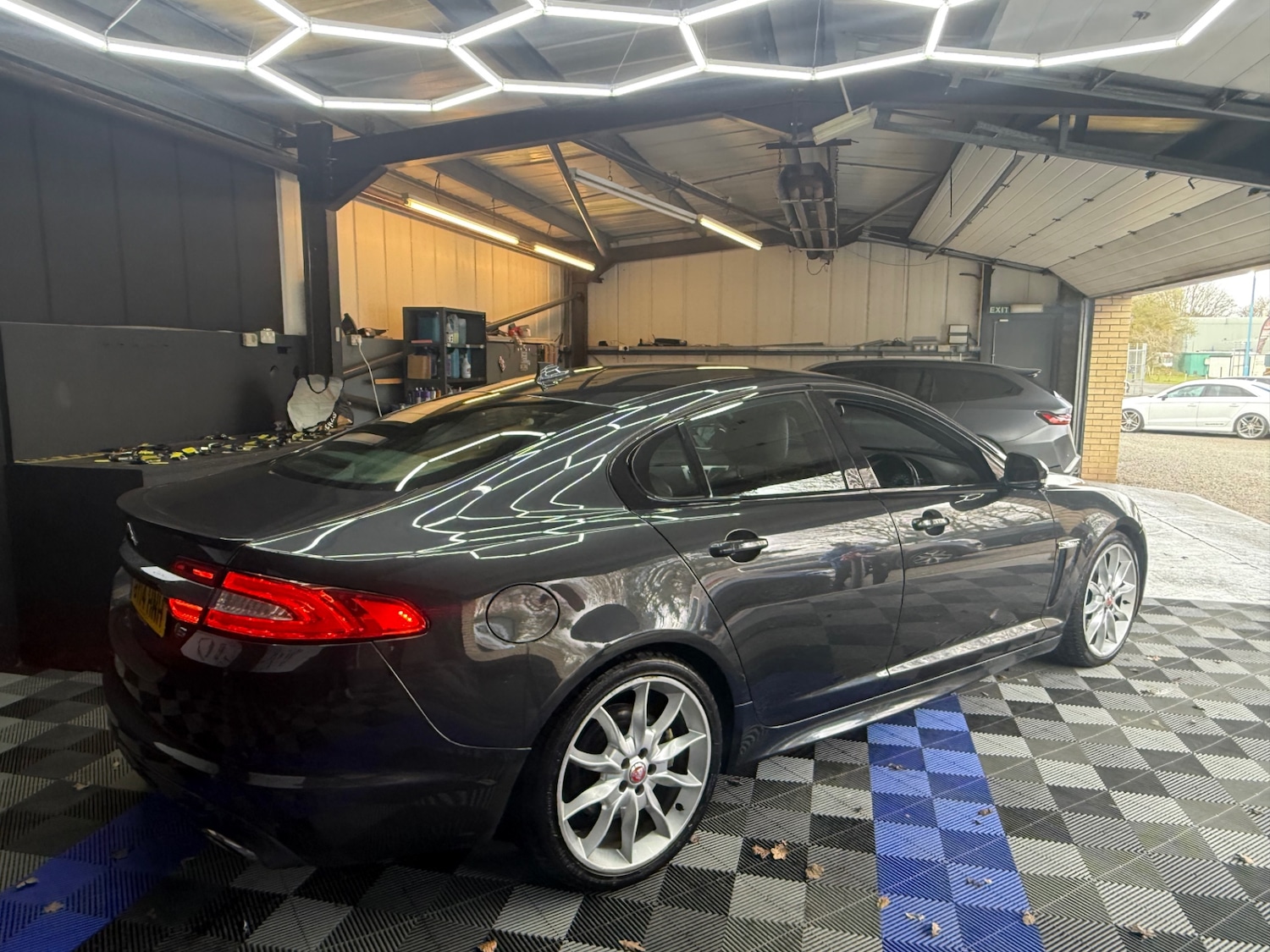 Used Jaguar XF 2014 for sale - 78070747: Photo 12