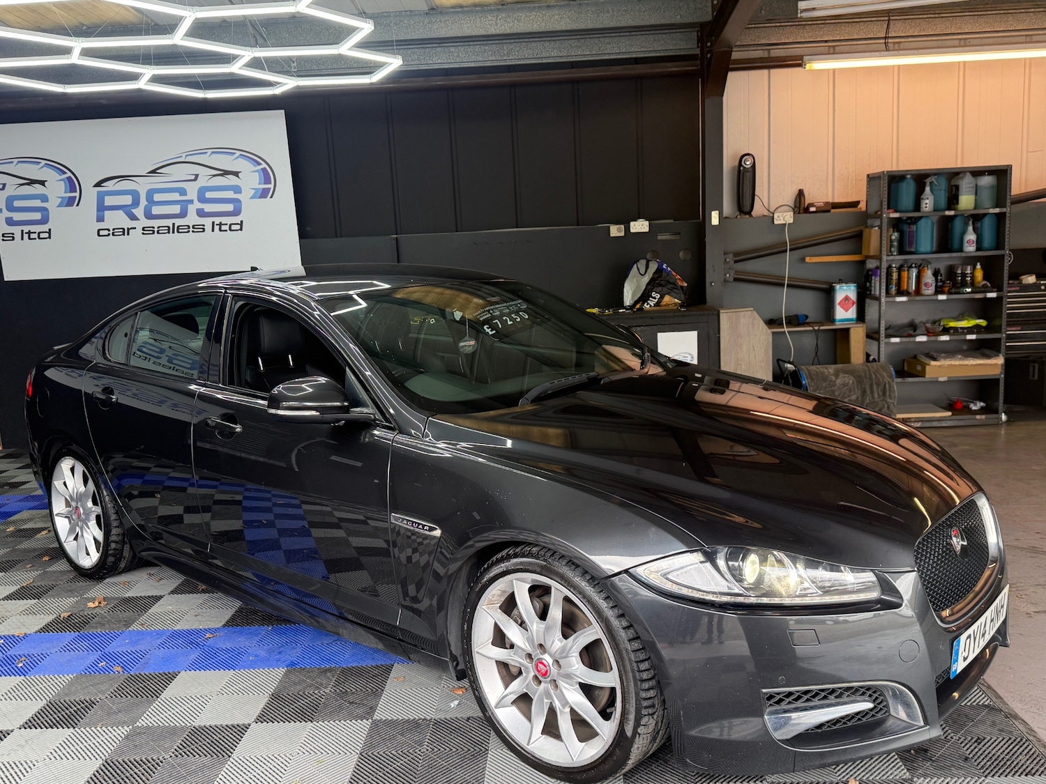 Used Jaguar XF 2014 for sale - 78070747: Photo 13