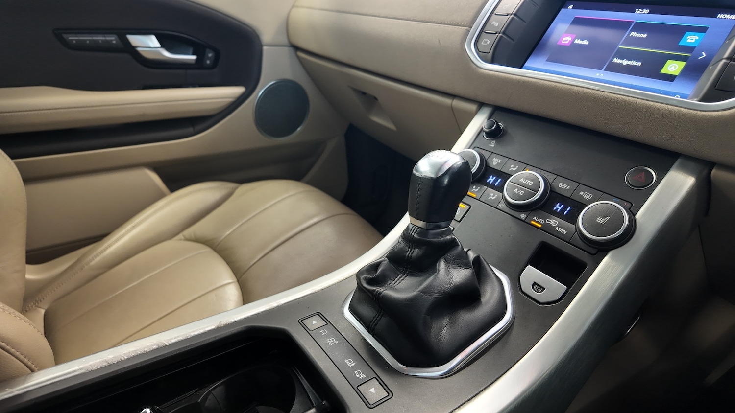 Used Land Rover Range Rover Evoque 2015 for sale - 69028558: Photo 18