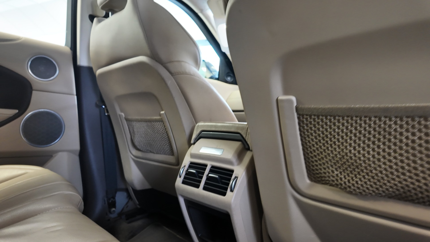 Used Land Rover Range Rover Evoque 2015 for sale - 69028558: Photo 24